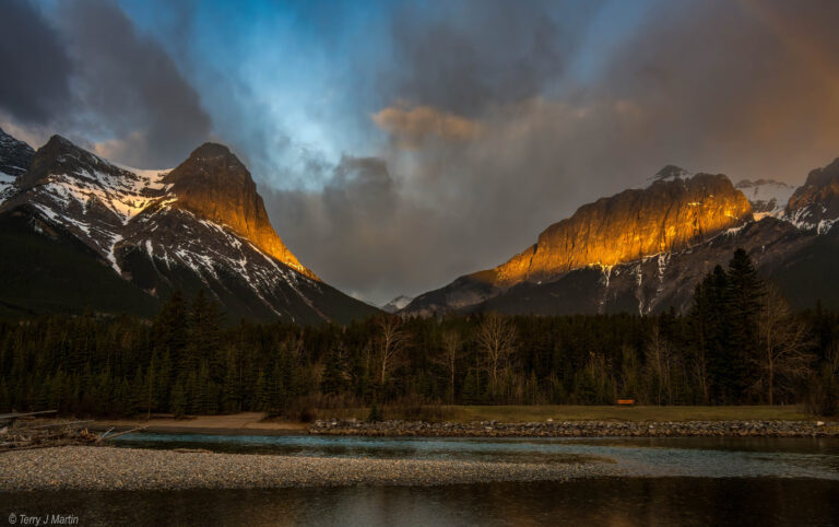 Sunrise at Canmore in Canada
