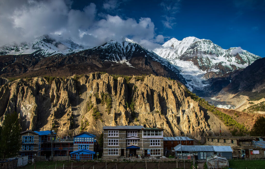 Manang, Annapurna Circuit