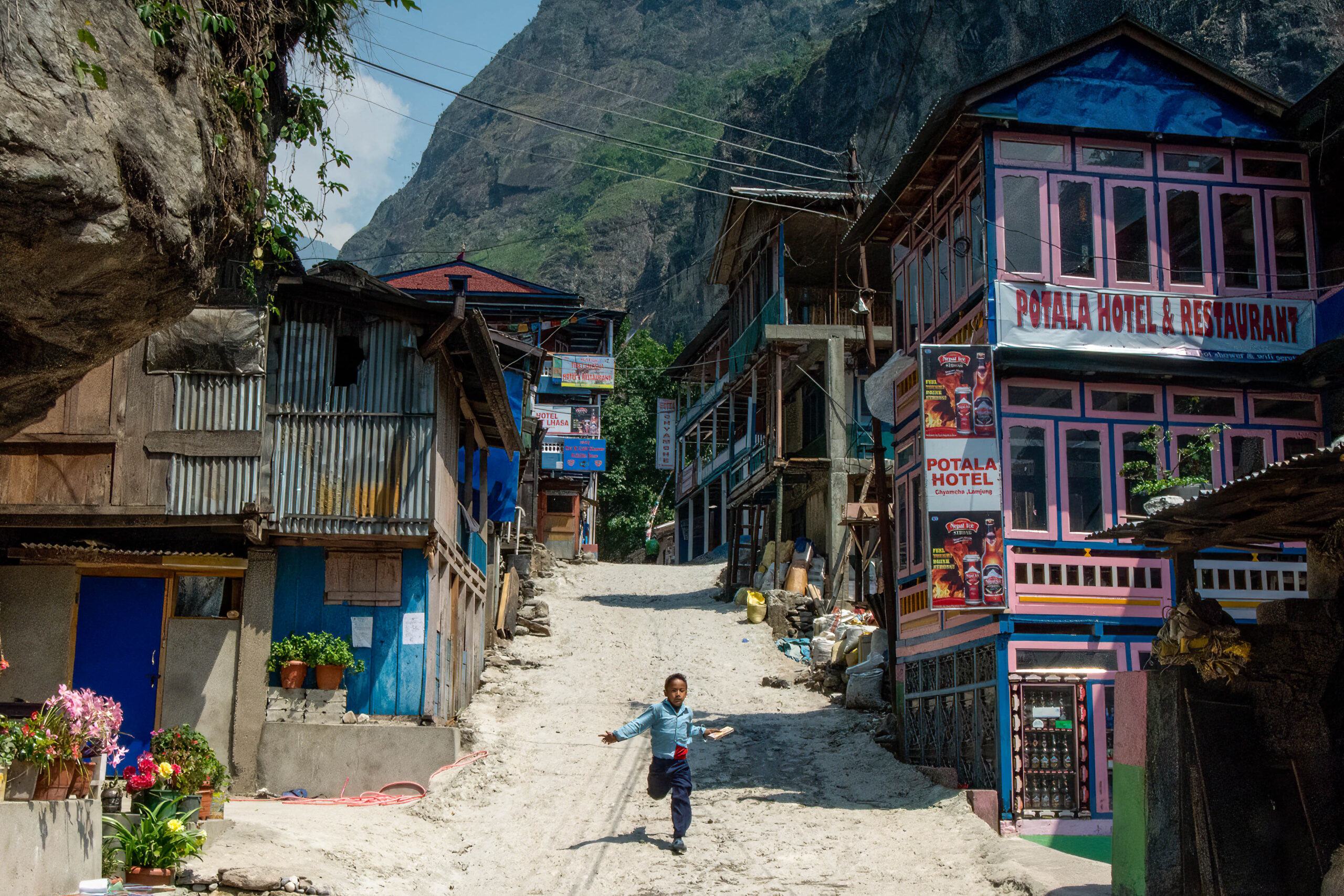 A village located on the Annapurna Circuit